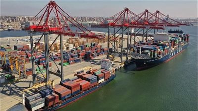  عجز الميزان التجاري المصري يقفز 50.7% إلى 22.6 مليار دولار بالنصف الأول
