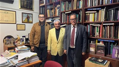 زاهي حواس ينعى بعميق الحزن والأسى العالم الجليل الدكتور محمد عبد المقصود  