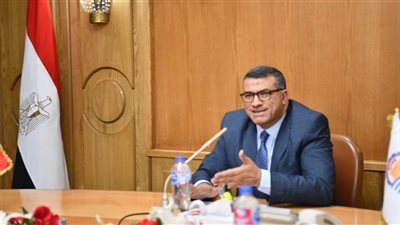 محافظ قنا: وقف العمل الميداني لعمال النظافة خلال فترة الذروة لحمايتهم من ضربات