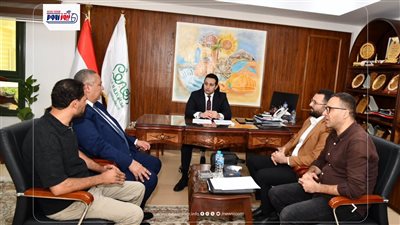 التونى: يتابع أعمال توصيل المرافق لمجمع الصناعات الصغيرة بهوارة المقطع 