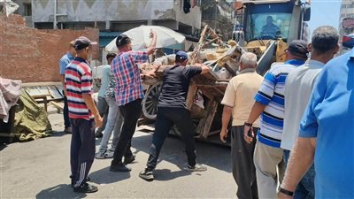  محافظ بورسعيد يوجه بتكثيف حملات إزالة الإشغالات والتعديات بجميع الأحياء