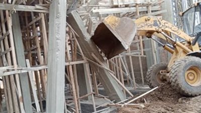 محافظ القاهرة: إزالة عقار مخالف من 12 طابقًا بحي المرج فورًا