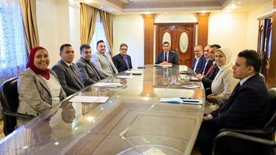 وفد نقابة البيطريين يلتقي وزير الشباب والرياضة لبحث بروتوكول تعاون مشترك