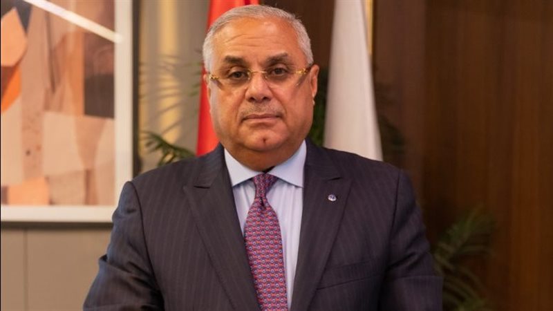 الدكتور هاشم السيد
