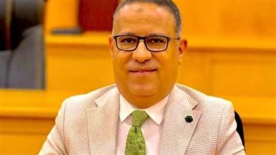 مع تغير سوق العمل كيف يختار الطلاب كلياتهم؟.. مستشار جامعة الأزهر يوضح
