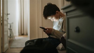 بسبب وفاة أمريكية.. هل يتحمل الذكاء الاصطناعي مسؤولية الانتحار؟