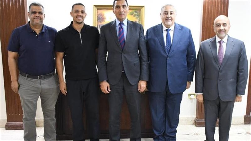 وزير الرياضة جوهر