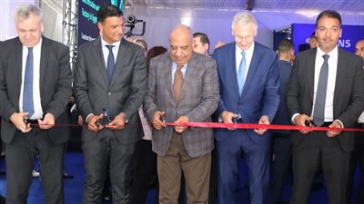 وزير الكهرباء يشهد افتتاح مصنع 
