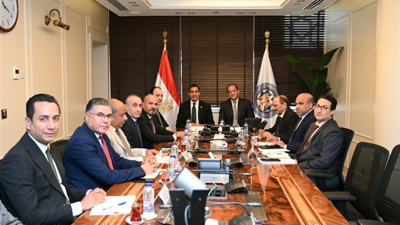 وزيرا الشباب والرياضة