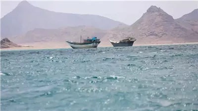 المقاومة الوطنية اليمنية تعلن تدمير زورق مفخخ للحوثيين في باب المندب 