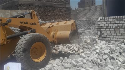 محافظ أسيوط: إزالة 12 حالة تعدي على أملاك الدولة وبناء مخالف بعدد من المراكز 