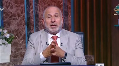 أستاذ طب نفسي يروي واقعة «هستيريا جماعية» داخل مدرسة منذ ٤٥ عاما