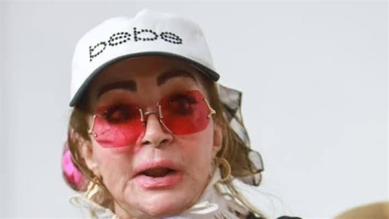 الفنانة شهيرة