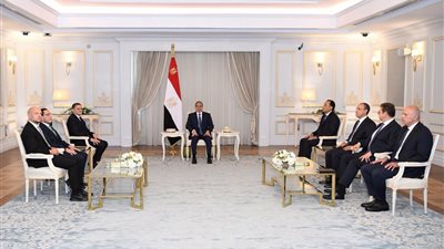 مصر وليبيا تتفقان على تعزيز التعاون في الكهرباء والطاقة وإعادة الإعمار