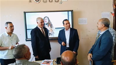 تدريب 399 معلما بالمرحلة الثانوية ضمن خطة الوزارة لتأهيل الكوادر التعليمية