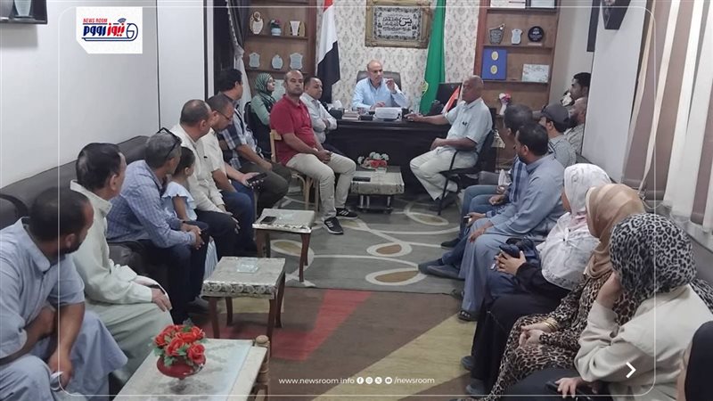 رئيس الوحده المحلية