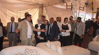 بمشاركة 80 مصنعًا.. نائب محافظ الإسكندرية تفتتح معرض 