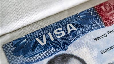 واشنطن تفرض سندات تأشيرات تصل إلى 20 ألف دولار على مواطني 50 دولة