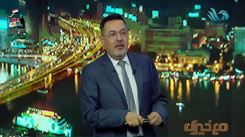 الإعلامي خيري رمضان
