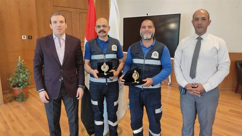 طاقم الاسعاف المنياوي