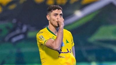 بعد تعثر صفقة أسامة فيصل.. الأهلي في طريقه للتعاقد مع محمد شريف