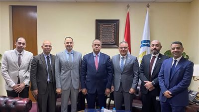 توقيع مذكرة مع شركة بيكرهيوز لتطوير الحوكمة في القطاع
