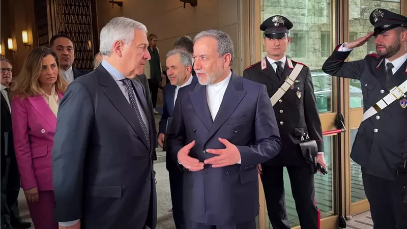 وزير الخارجية الإيراني