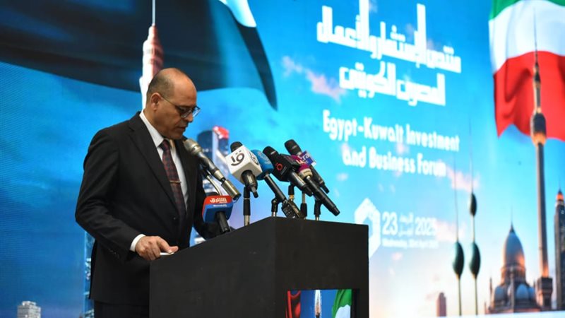 وزير العمل
