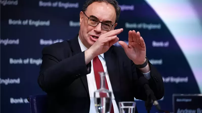 حاكم بنك إنجلترا