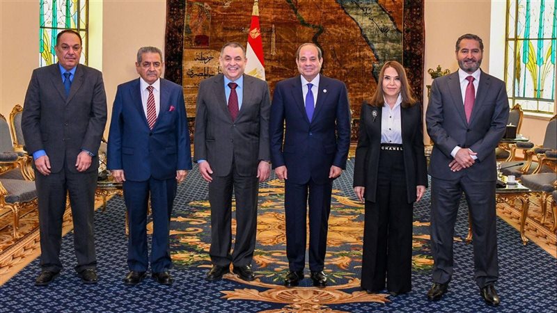 الرئيس السيسي يستقبل