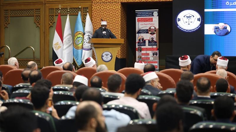 الأمين العام لمجمع