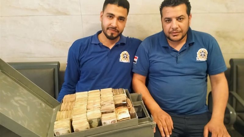 مسعفين يردوا ٩٠٠