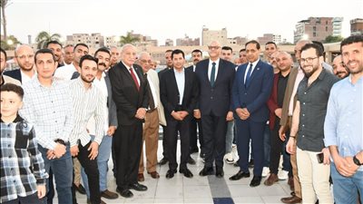 صبحي ومحافظ القليوبية يفتتحان مشروعات مركز التنمية الشبابية بشبرا الخيمة