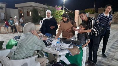 إقبال جماهيري كبير على معرض الحرف اليدوية والتراثية بمركز شباب فيصل في السويس