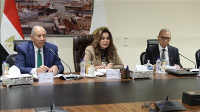 منال عوض تترأس اللجنة العليا بالوزارة لبدء مقابلات الوظائف القيادية بالمحافظات