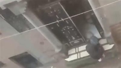 جار يسحل زوجين مسنين بسبب 