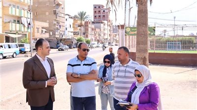 نائب محافظ دمياط يعاين مواقع لإنشاء أسواق ومواقف جديدة ضمن حياة كريمة