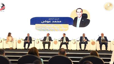 الرئيس التنفيذي لهيئة الاستثمار يستعرض الفرص الاستثمارية والخدمات الرقمية 