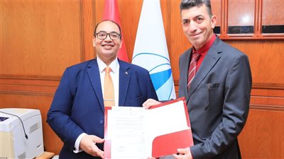 رئيس جامعة كفر الشيخ يُكلف الدكتور عبد الحميد الشاعر عميدًا لكلية العلوم 