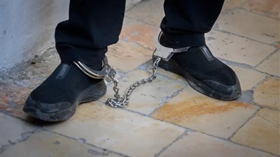 بينهم عضو كنيست سابق.. اعتقال رجال أعمال في قضية اختلاس ضخمة بإسرائيل
