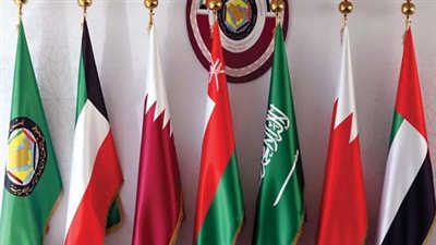 اتصالات خليجية مكثفة لخفض التصعيد وضرورة تنفيذ التفاهم الأمريكي الإيراني 
