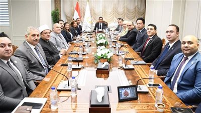 وزير الشباب والرياضة يدعم بصمة شباب مصر ويبحث خطط تمكين الشباب