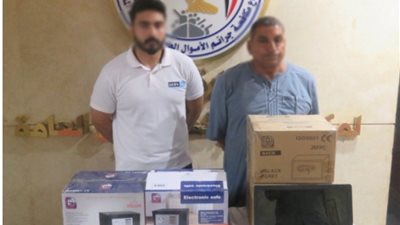 القبض على متهمين بالنصب عبر صفحة إلكترونية لبيع الخزائن الحديدية بالقاهرة