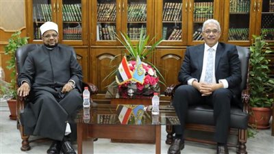 أمين البحوث الإسلامية يهنئ الدكتور محمود صديق بمناسبة توليه رئاسة جامعة الأزهر