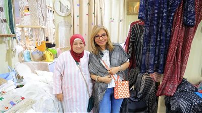 لميس الحديدي تشيد بمعرض ديارنا: حكايات كفاح تمنح الأمل وتحافظ على التراث 