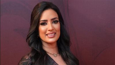 الإعلامية سيرا إبراهيم تنتقد زيادة مصروفات المدارس 20%: «ارحمونا شوية»