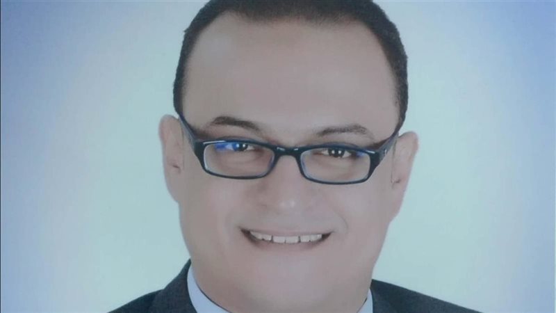 الدكتور عصام نبيل