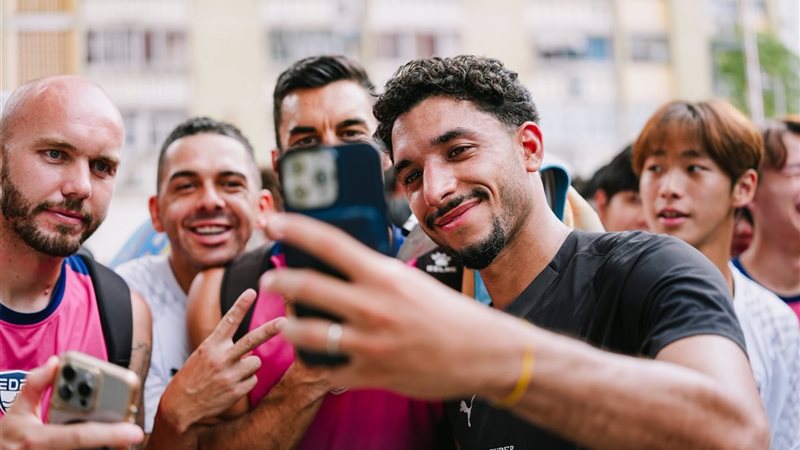 عمر مرموش نجم مانشستر