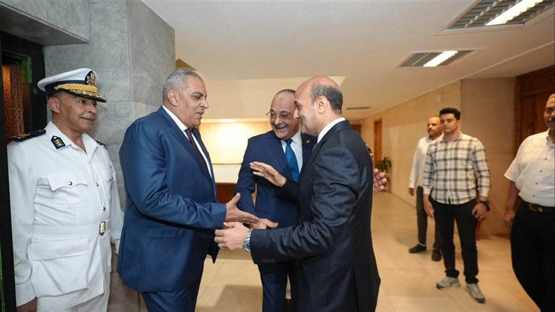 محافظ أسيوط
