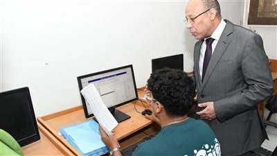 رئيس جامعة قناة السويس يعلن حصاد اليوم الأول للتنسيق بتسجيل 83 طالبًا